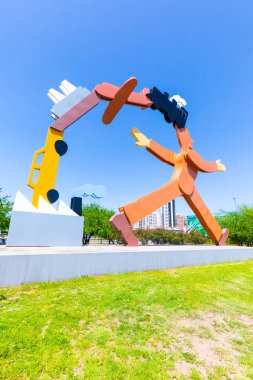 Arjantin Cordoba heykeli güneşli bir günde vatandaş olarak adlandırılır.