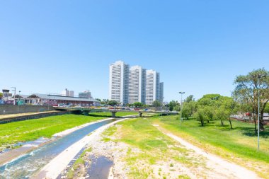 Arjantin Cordoba Alto Alberti bölgesi Sequia ri 'deki gökdelenleri