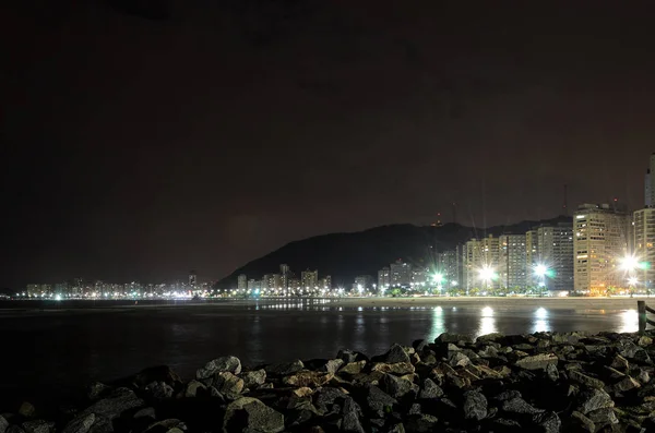 Vista noturna do litoral da praia de Santos — Fotografia de Stock
