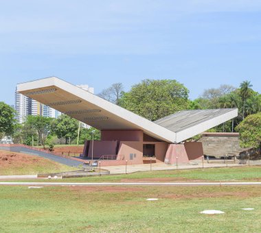 Akustik kabuk Helena Meirelles, Campo Grande Bayan Brazil