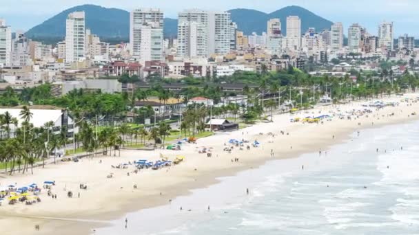 Пляж Энсеада, Гуаруджа, Бразилия — стоковое видео