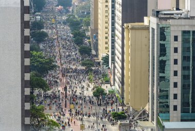 Pazar günü Paulista Bulvarı 'nın hava manzarası