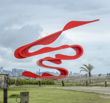 Japonya 'nın Brezilya' ya 100 yıllık göçünün anısına dikildi.