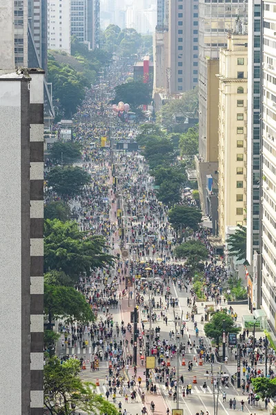 Luchtfoto van Paulista Avenue op zondag — Stockfoto