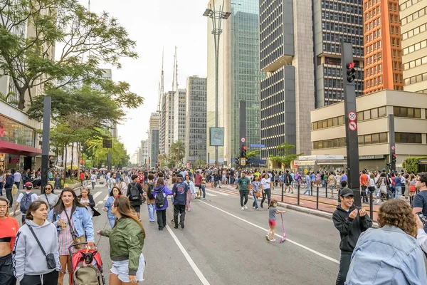 Avenida Paulista los domingos — Foto de Stock