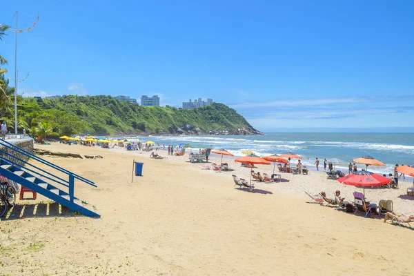 Playa Praia do Tombo, Guaruja SP Brasil — Foto de Stock