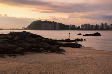 Sao Vicente Sp Brazil plajında gün batımı