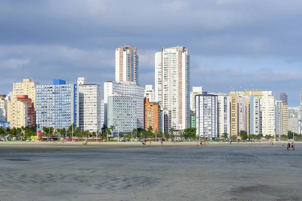 Beachfront buildings of Praia do Itarare — Stock Photo, Image