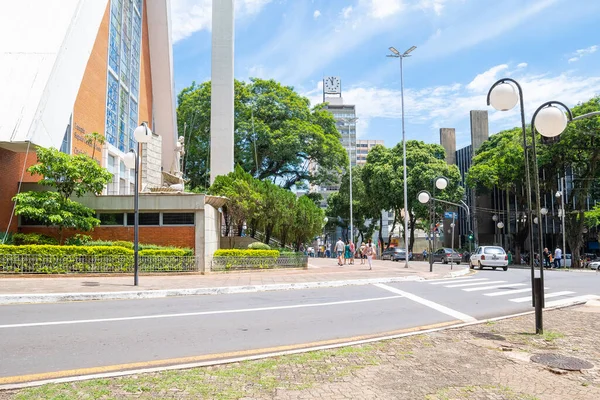 Catedral Metropolitana de Londrina PR Brasil Fotos De Bancos De Imagens