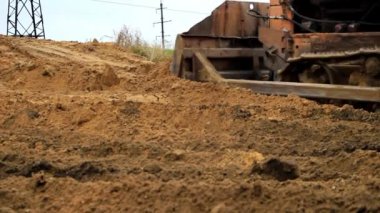 Paletli traktör mekanizması