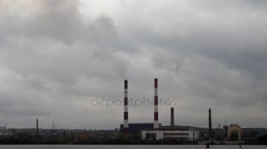 İki büyük boru