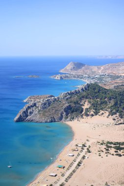 Tsambika beach, Tsambika Manastırı güzel bir manzara. Rhodes, Yunanistan