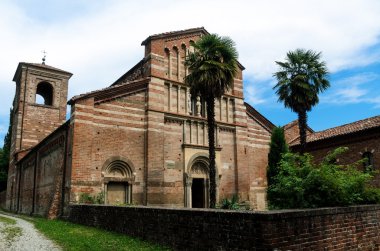 Vezzolano Manastırı
