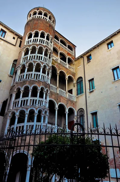 Venice, scala Contarini del Bovolo — 图库照片