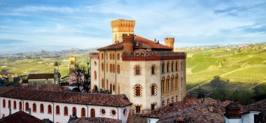 Panoraması Barolo (piedmont, İtalya)