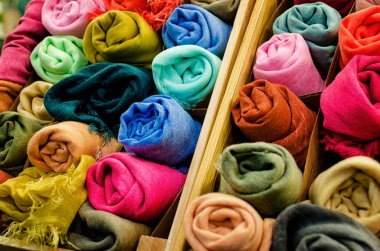 toplu birçok şal foulards