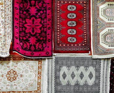 farklı Farsça halı