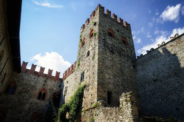 Castello di Montaldo Dora — Foto Stock
