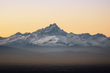 Monviso Dağı (İtalyanca: 