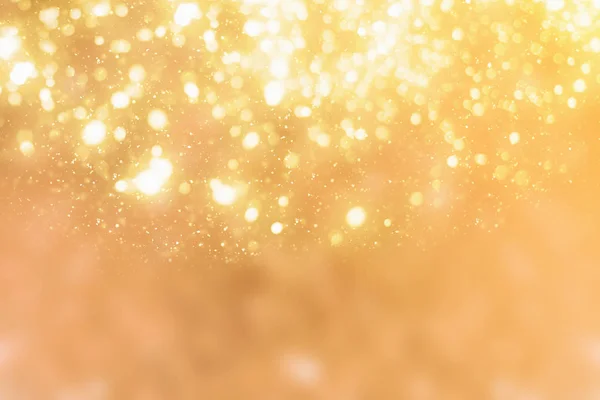 Bokeh dourado ou luzes de brilho fundo festivo. Modelo abstrato de Natal — Fotografia de Stock