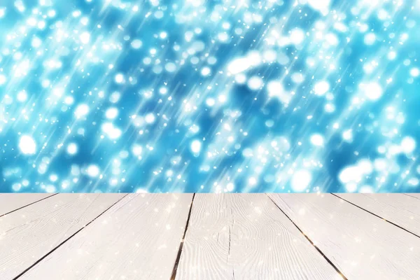 Різдвяний абстрактний синій фон з круглими боке або круглими блискучими вогнями та білим столом. Використовувати для відображення або монтування ваших продуктів — стокове фото