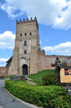 Lutsk kale, aynı zamanda yerel olarak Lubart'ın bilinen veya üst kale kapısında. Lutsk, Ukrayna'nın en önemli dönüm noktası olduğunu
