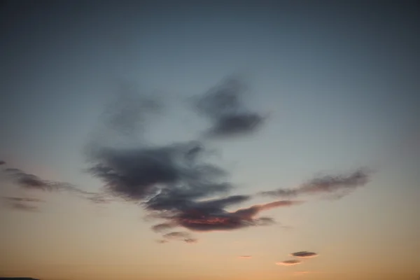 Nuage avant le coucher du soleil — Photo