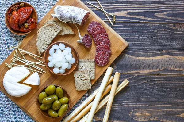 Italian bruschetta made with toasted slices of bread with cherry — Stock Photo, Image