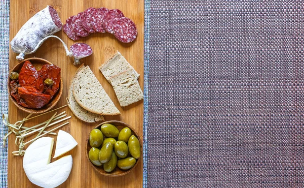 Italian bruschetta made with toasted slices of bread with cherry — Stock Photo, Image