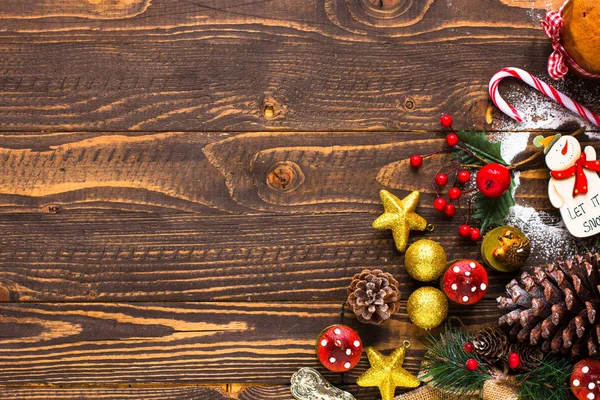 Mini panettone com frutas e decoração de Natal , — Fotografia de Stock