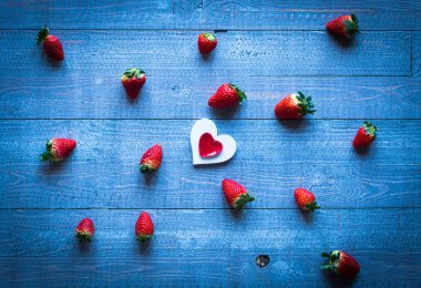 Kalpleri ve çeşitli romantik YYK ile Sevgililer günü arka plan