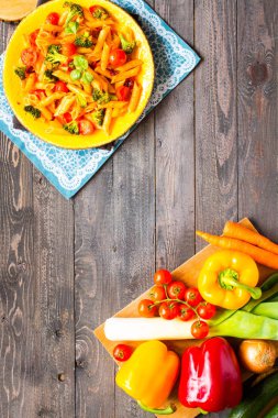 İtalyan penne makarna salça ve vegeta farklı türü