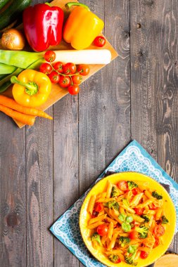 İtalyan penne makarna salça ve vegeta farklı türü