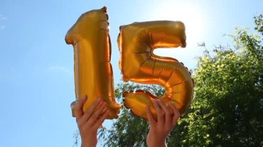Kutlu olsun 15 hava balonları ve güneş ışığı ile