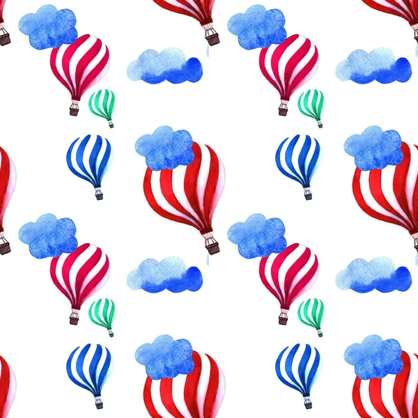 Ilustración de coloridos globos de aire caliente en las nubes azules. Fondo acuarela pintado a mano — Foto de Stock