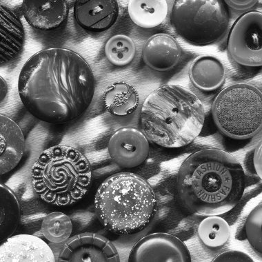 Siyah ve beyaz arka plan düğmeleri