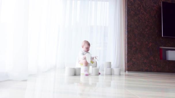 185 Baby pee Videos, Royalty-free Stock Baby pee Footage | Depositphotos