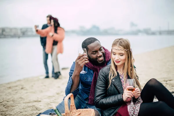 Beautiful romantic couple at picnic — Stock Photo