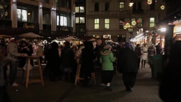 Vánoční dárky, Budapešť, Maďarsko — Stock video