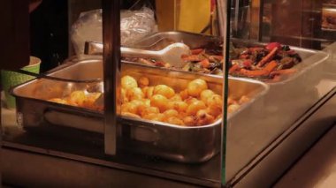 Noel davranır, Budapeşte, Macaristan