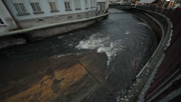 Карлові Вари вечірнє місто — стокове відео