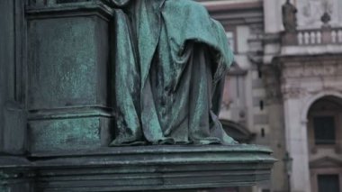 Anıtlar ve heykeller Prag
