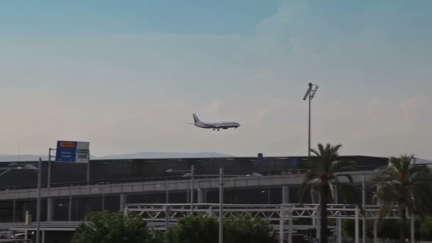 Overzicht van de luchthaven van Barcelona — Stockvideo