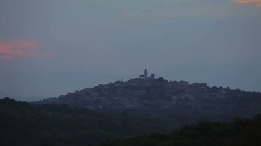 İtalya'nın gece manzarası