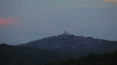 İtalya'nın gece manzarası