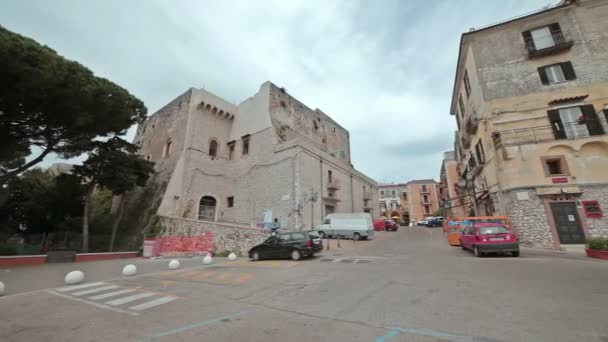 Wandelen rond de stad Minturno Italië — Stockvideo