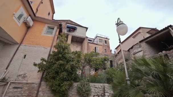 Vieille Ville Minturno Maisons — Video