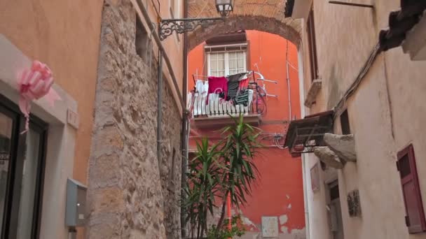 Old Town Minturno Houses — Stock Video