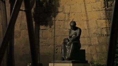 Kareler ve akşam şehrin anıtları. Palma de Mallorca