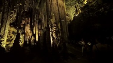 Gezi mağaraya Darta Mallorca Island üzerinde.
